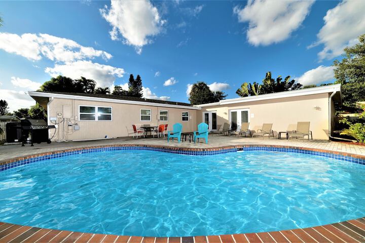 Pool 4 of 32