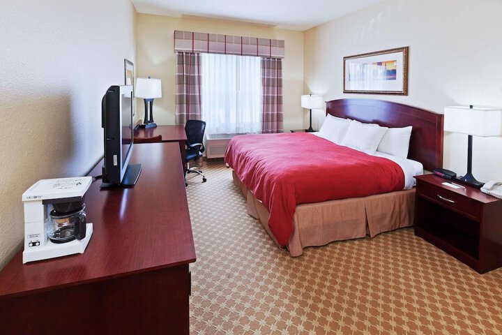 Room 7 of 16