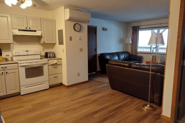 Lakeview Lodge