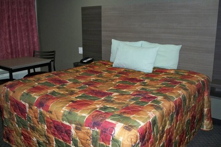Room 38 of 65