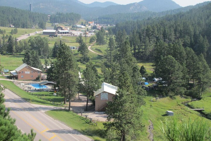 Black Hills Motel at Quails Crossing