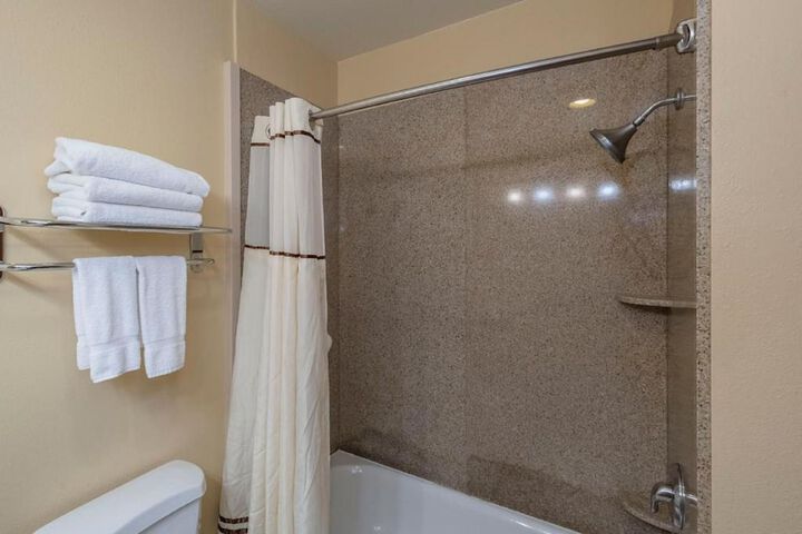 Truckee Donner Lodge