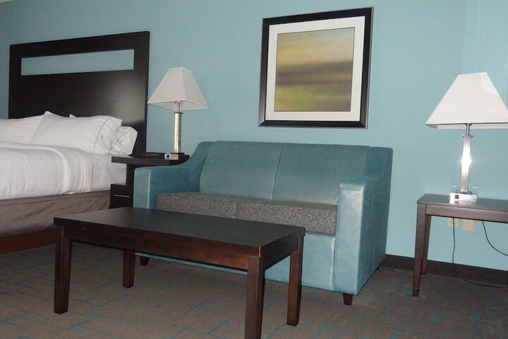 Room 26 of 48