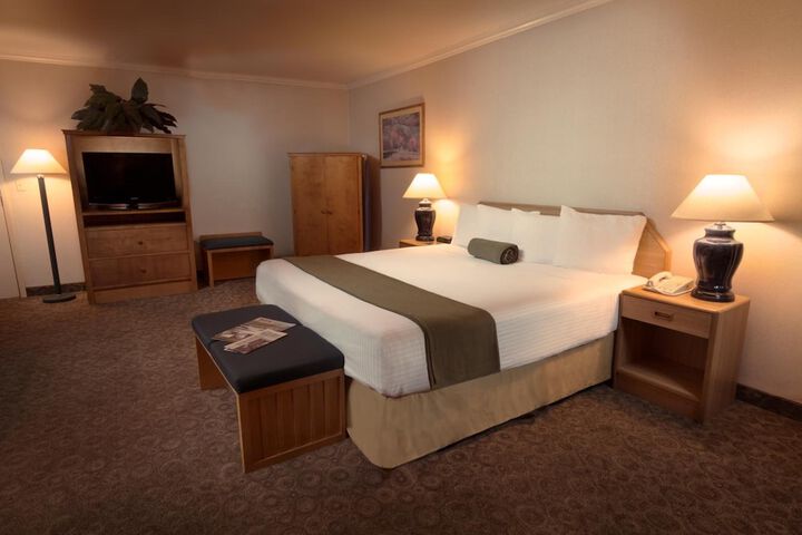 Room 26 of 33
