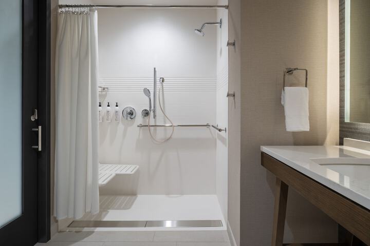Delta Hotels by Marriott Wichita Falls Convention Center