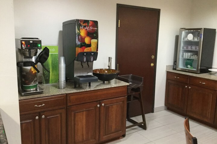 Quality Inn Arcola