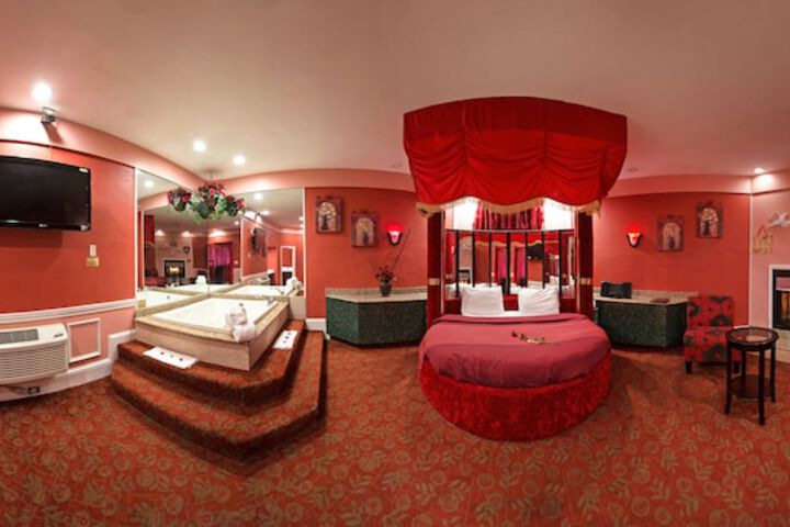 Room 26 of 72