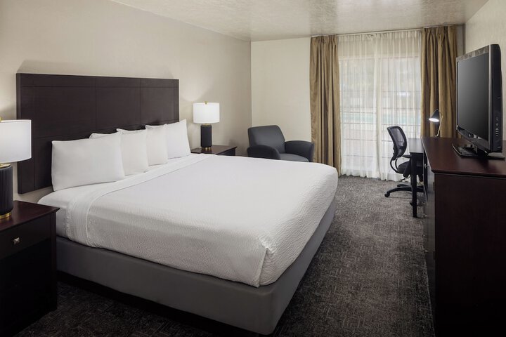 Room 6 of 29