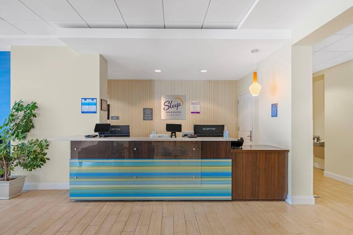 Sleep Inn & Suites Altoona North