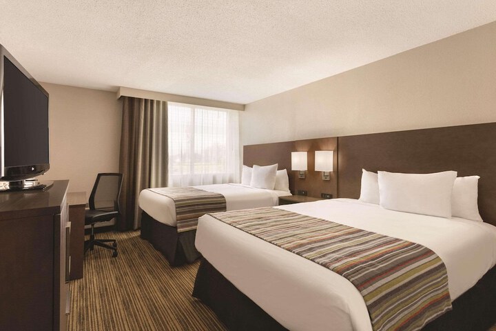 Room 15 of 27