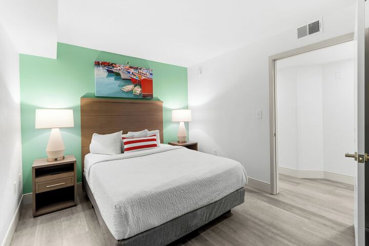 Room 87 of 273