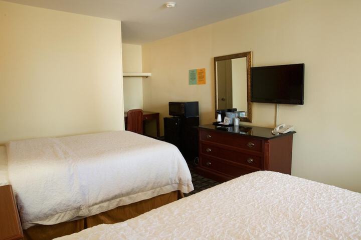 Room 14 of 24