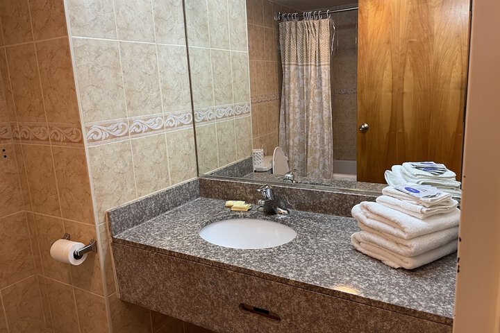 Sea Palace Inn