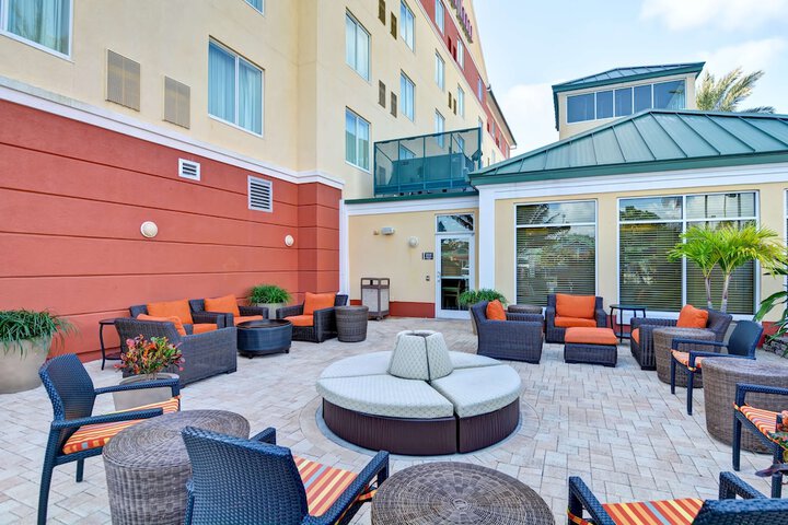 Terrace/Patio 45 of 47