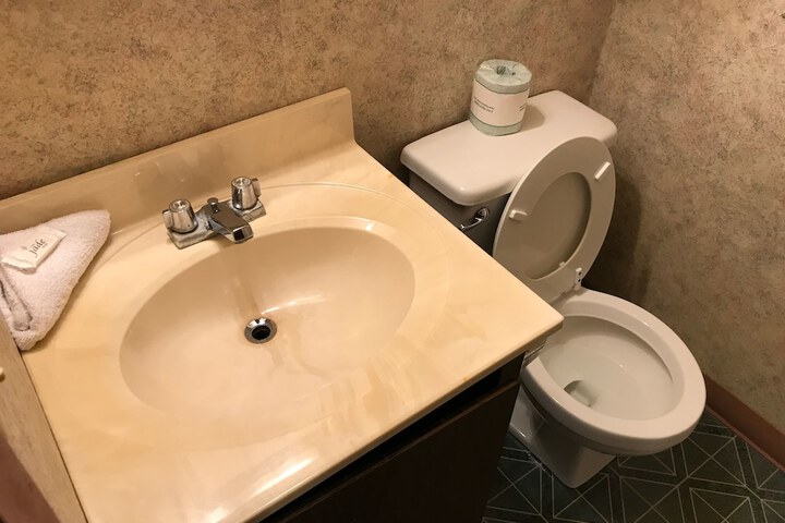 Room 12 of 15