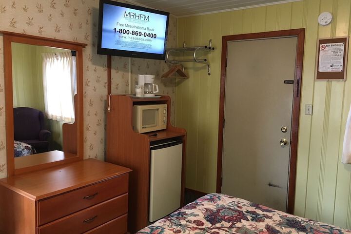 Room 31 of 38