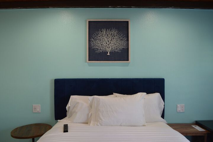 Room 14 of 42
