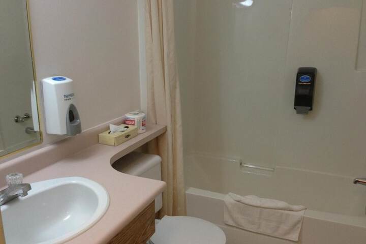 Rainbow Motor Inn