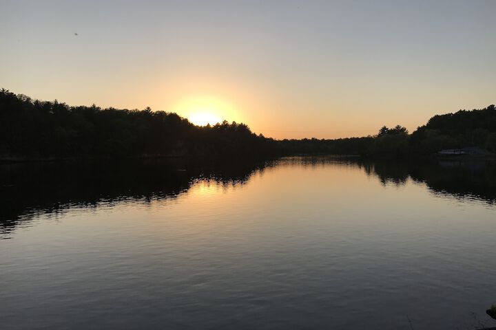 Natura Vue Resort & Boathouse