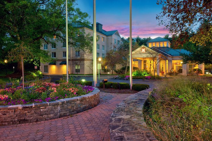 Hotel 2 of 79