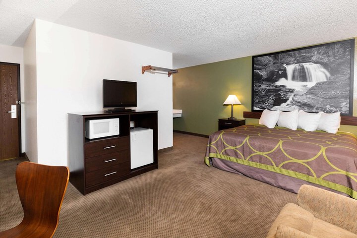 Room 22 of 27