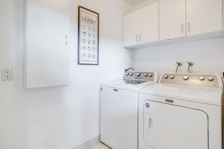 Swim Golf & Relax: Luxe Townhome in Aptos