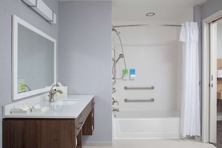 Home2 Suites by Hilton Bloomington