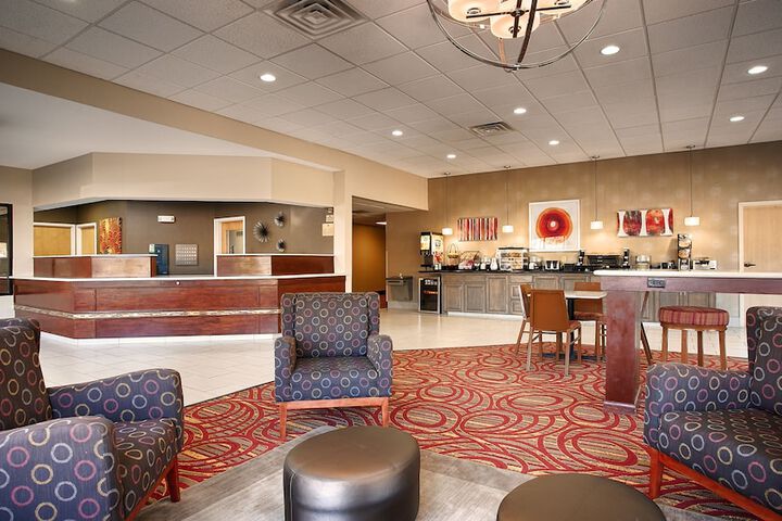 Hotel Interior 10 of 34