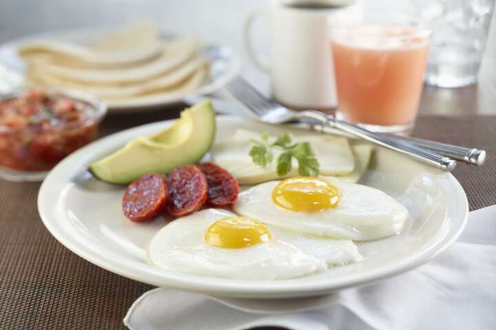 Breakfast/Coffee Service 25 of 34