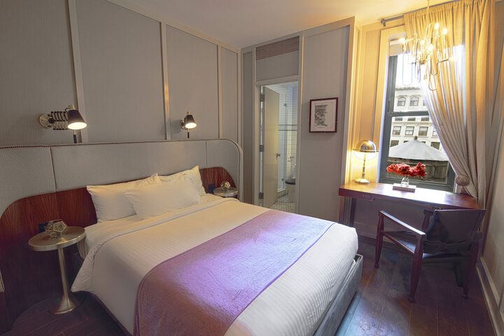 Room 26 of 53