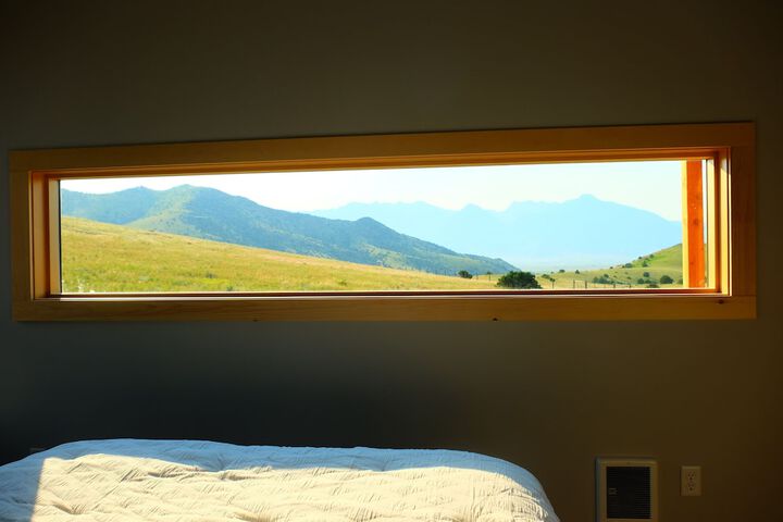 Room 8 of 25