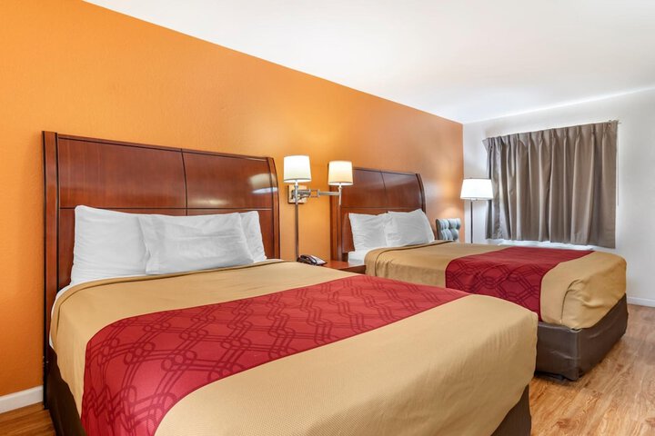 Room 4 of 29