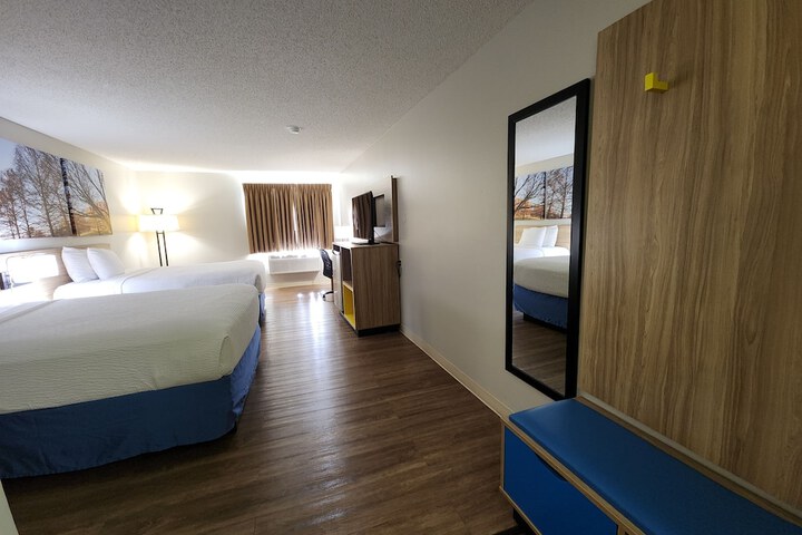 Days Inn by Wyndham Collinsville / St. Louis