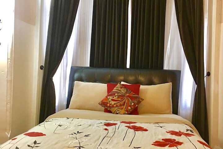 Room 62 of 75