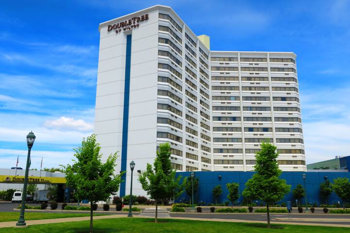 DoubleTree by Hilton Spokane City Center