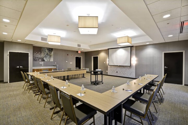 SpringHill Suites by Marriott Indianapolis Airport / Plainfield