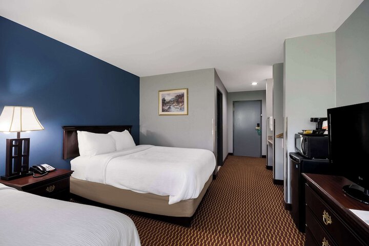 Room 12 of 45