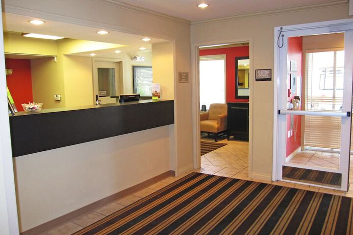 Hotel Interior 7 of 36