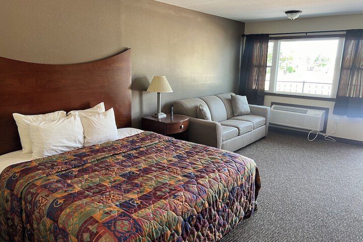 Room 58 of 443