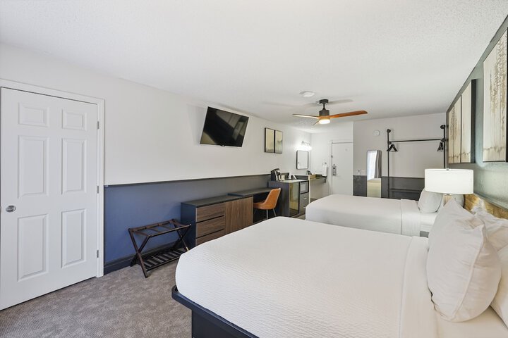 Tremont Lodge & Resort