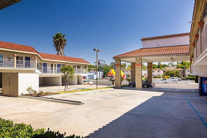 Motel 6 La Mesa CA