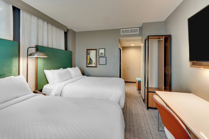 Threefoot Hotel Meridian, a Tribute Portfolio Hotel