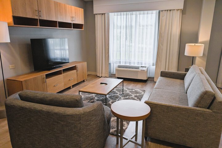 Holiday Inn Morgantown - University Area by IHG