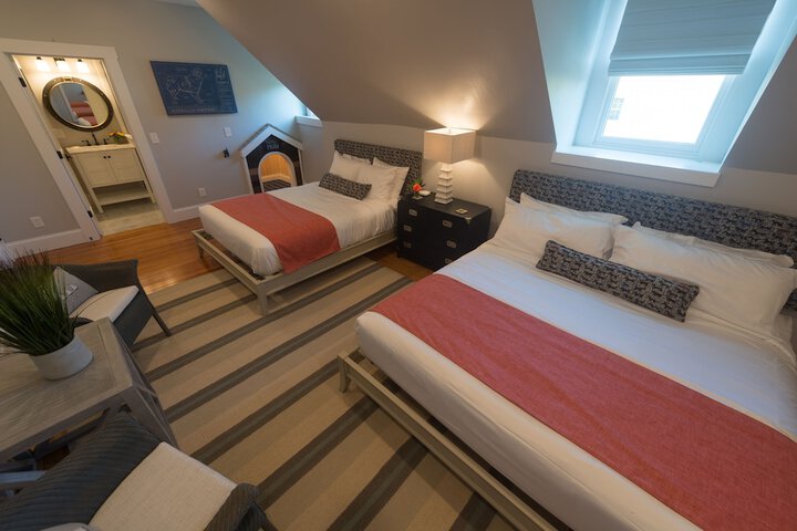 Room 50 of 59