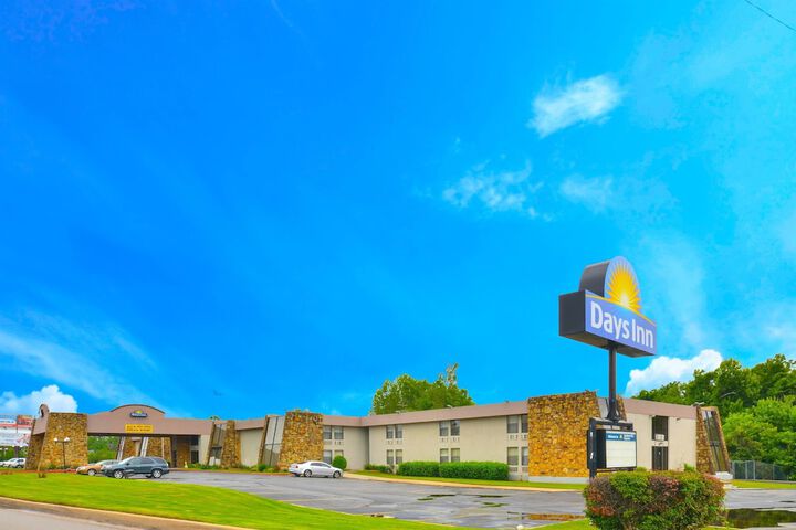 Hotel 9 of 118