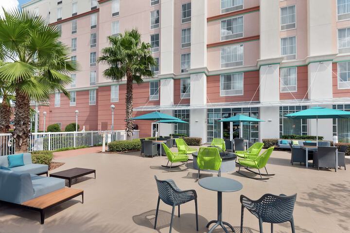 Hotel 4 of 51