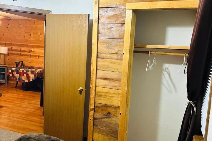 Country Cabins Hotel