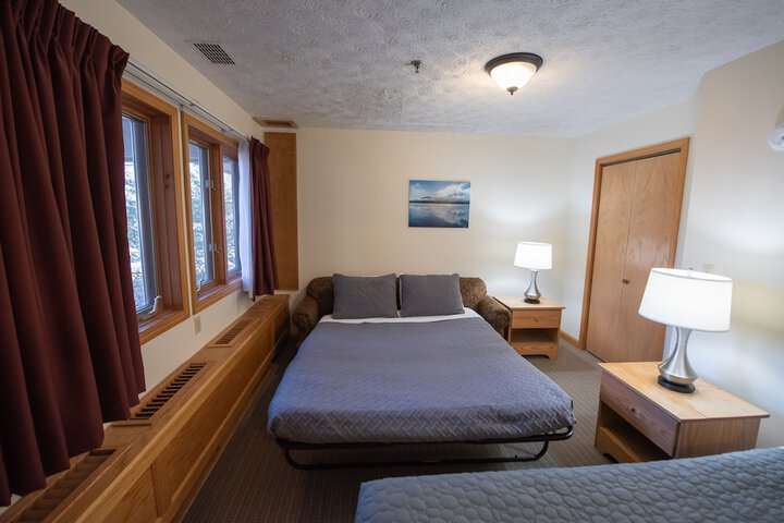 Room 110 of 142