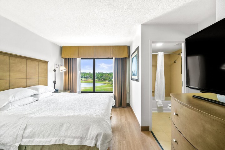 Room 19 of 39