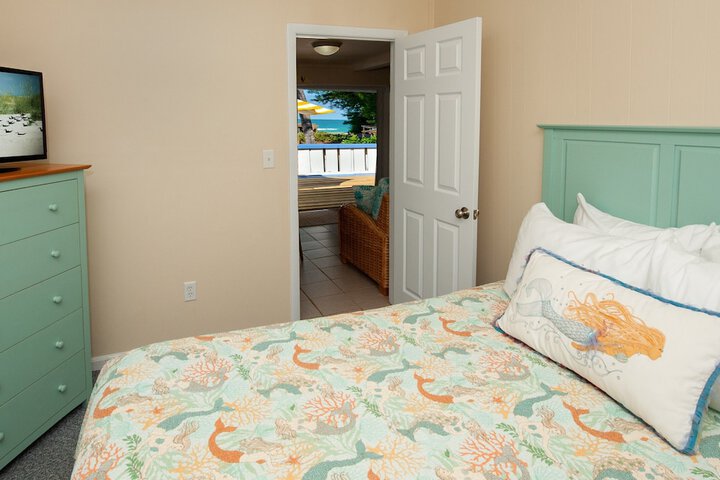 Room 82 of 205
